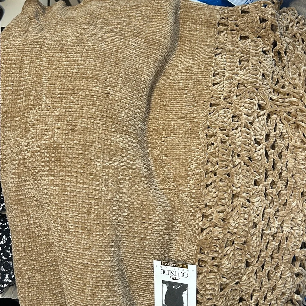Stan Herman Elegant Tan Crochet Fringe Wrap soft and warm rectangular